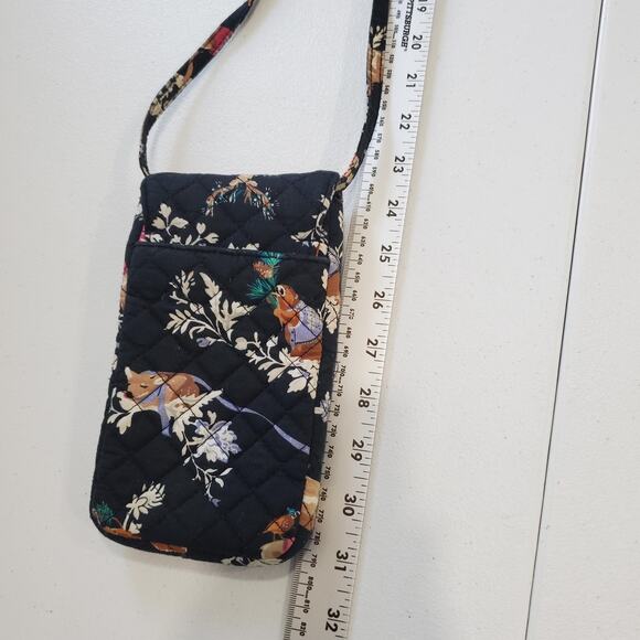 Vera Bradley Phone Crossbody Bag Merry Mischief Deer Raccoon Woodland Animal - Picture 9 of 12